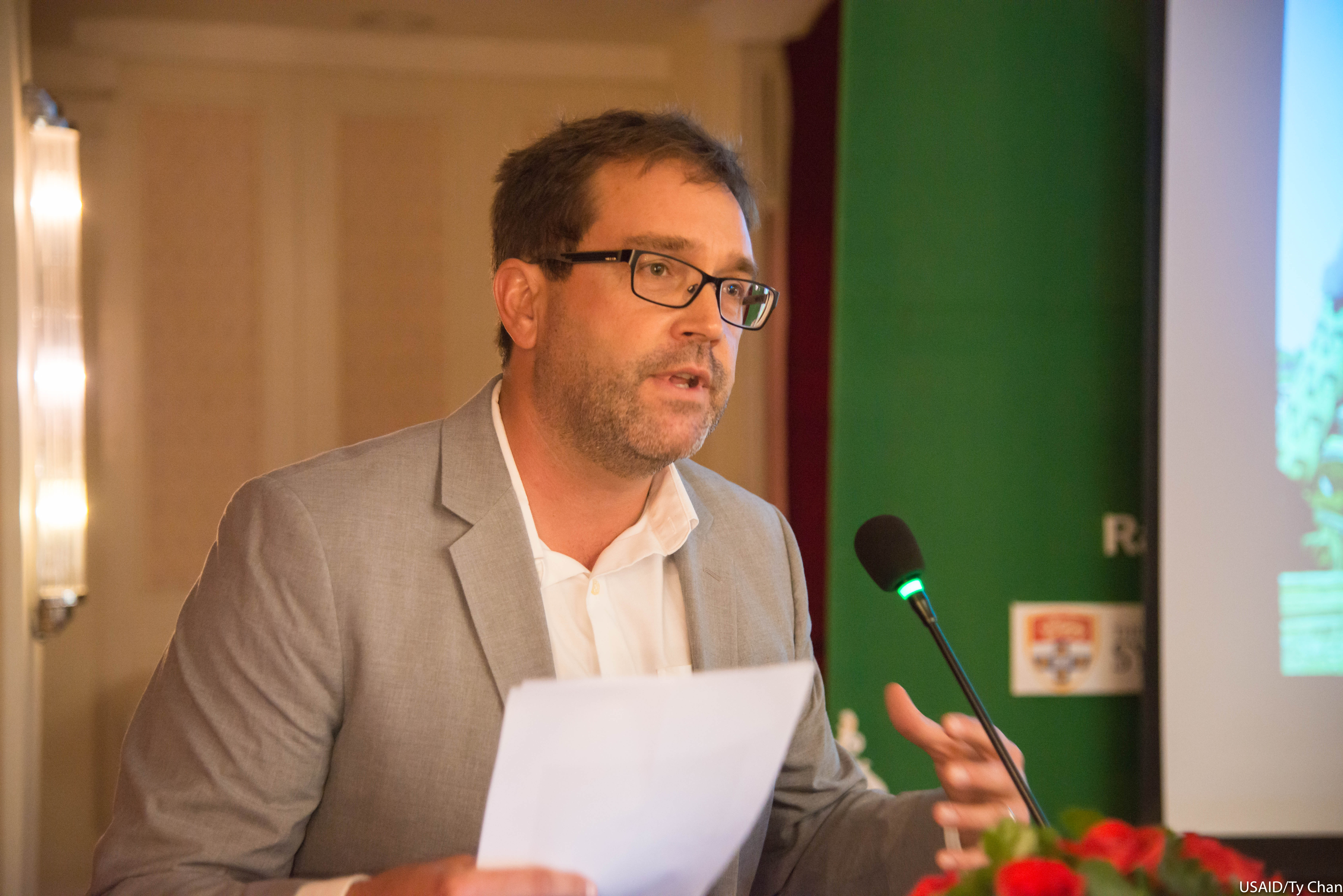 Zeb Hogan at Mekong River Project Press Launch © USAID